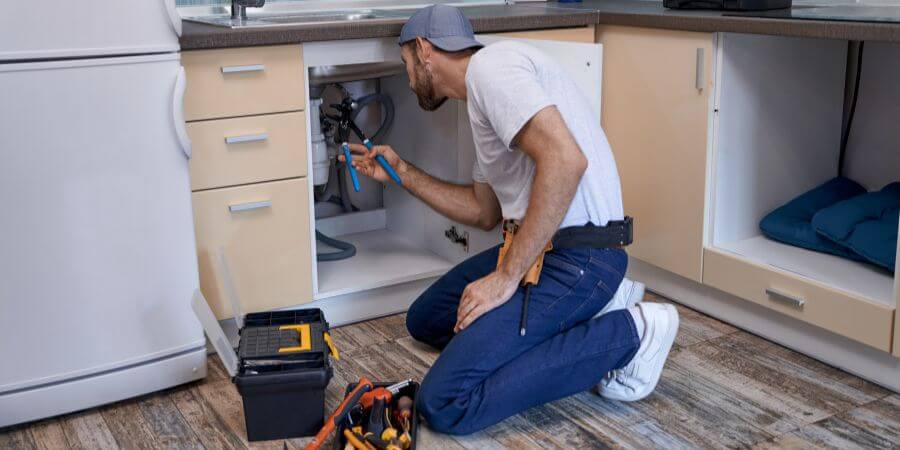 ¿Qué puede hacer el inquilino si el propietario se niega a arreglar desperfectos o averías?